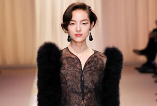 Giorgio Armani Privé2013秋冬巴黎高級定制時裝發(fā)布會