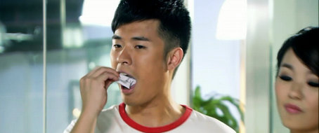 Lisa，您喝牙，您刷茶