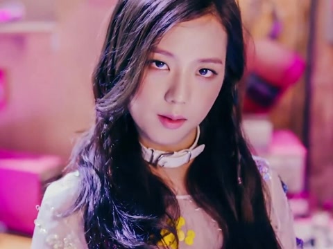 black pink出道新曲《口哨》mv公开 展性感魅力